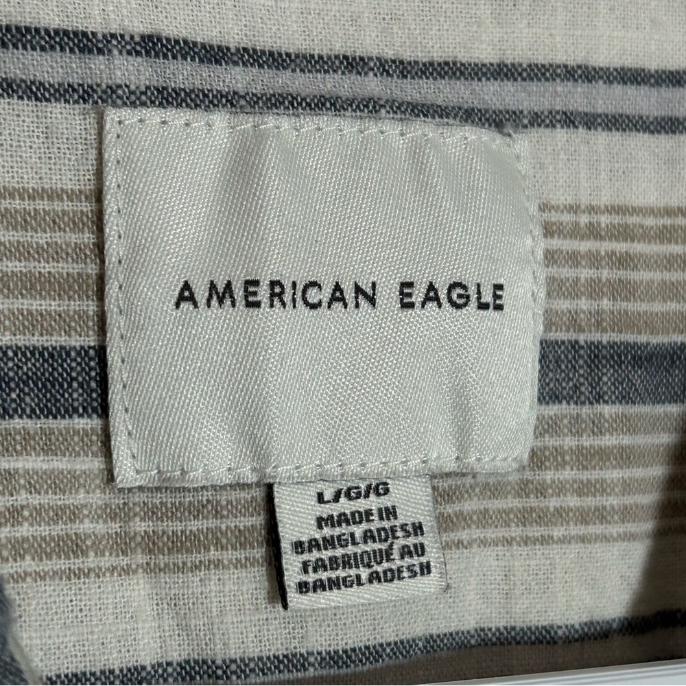 American Eagle short sleeve button down large‎ - Picture 3 of 3